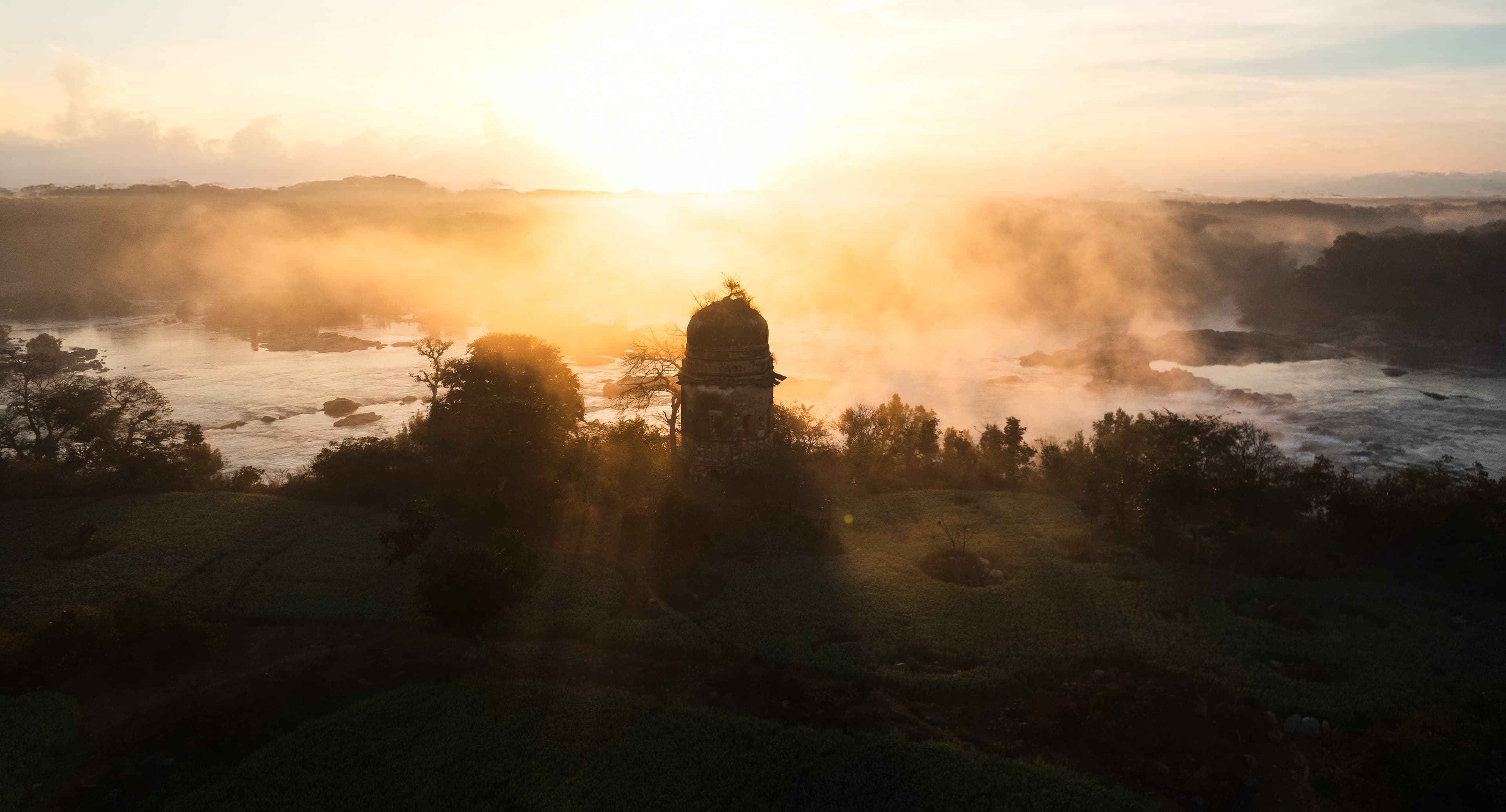 Echoes in the Golden Fog