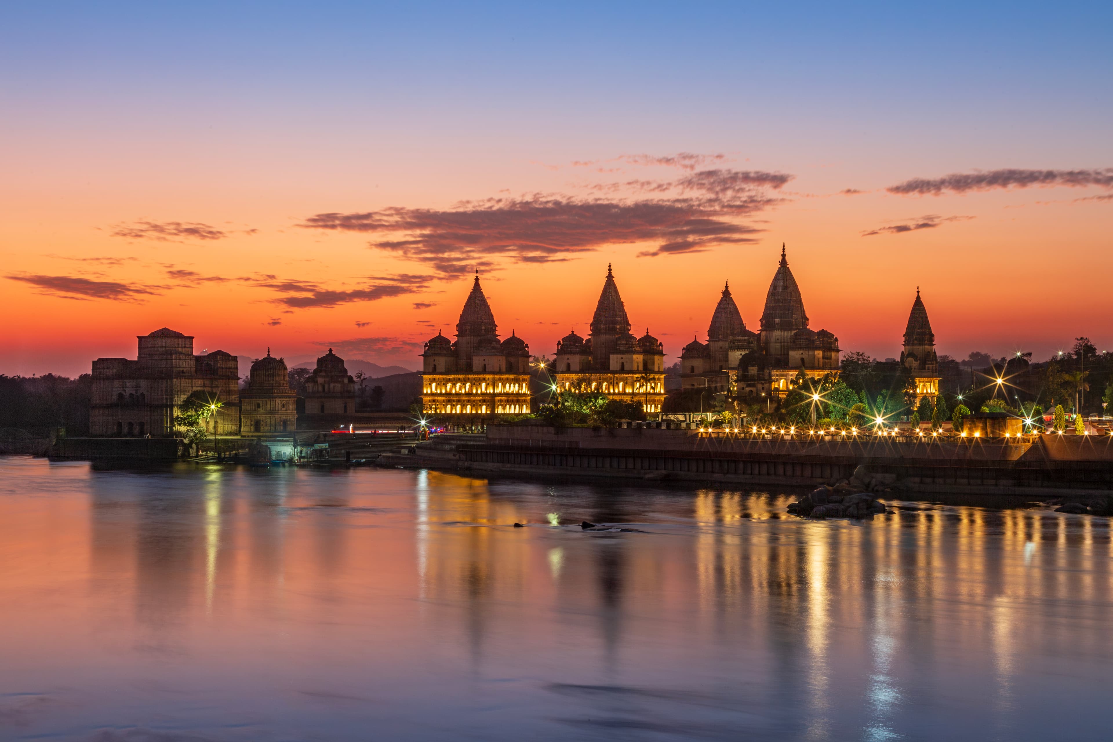 When the Sun Bows to Orchha