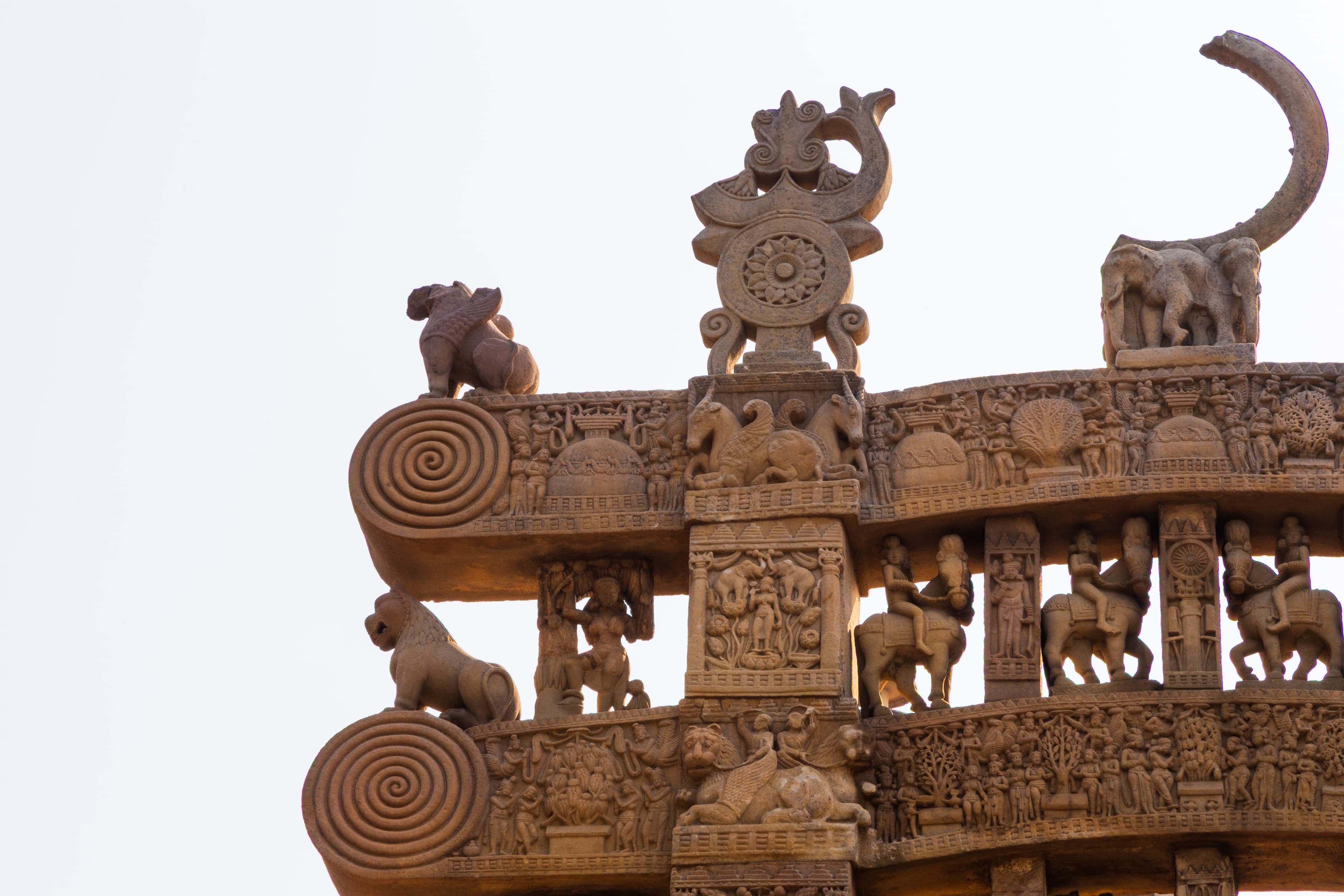 Sanchi Torana Crown – Intricate Carvings & Ancient Symbolism