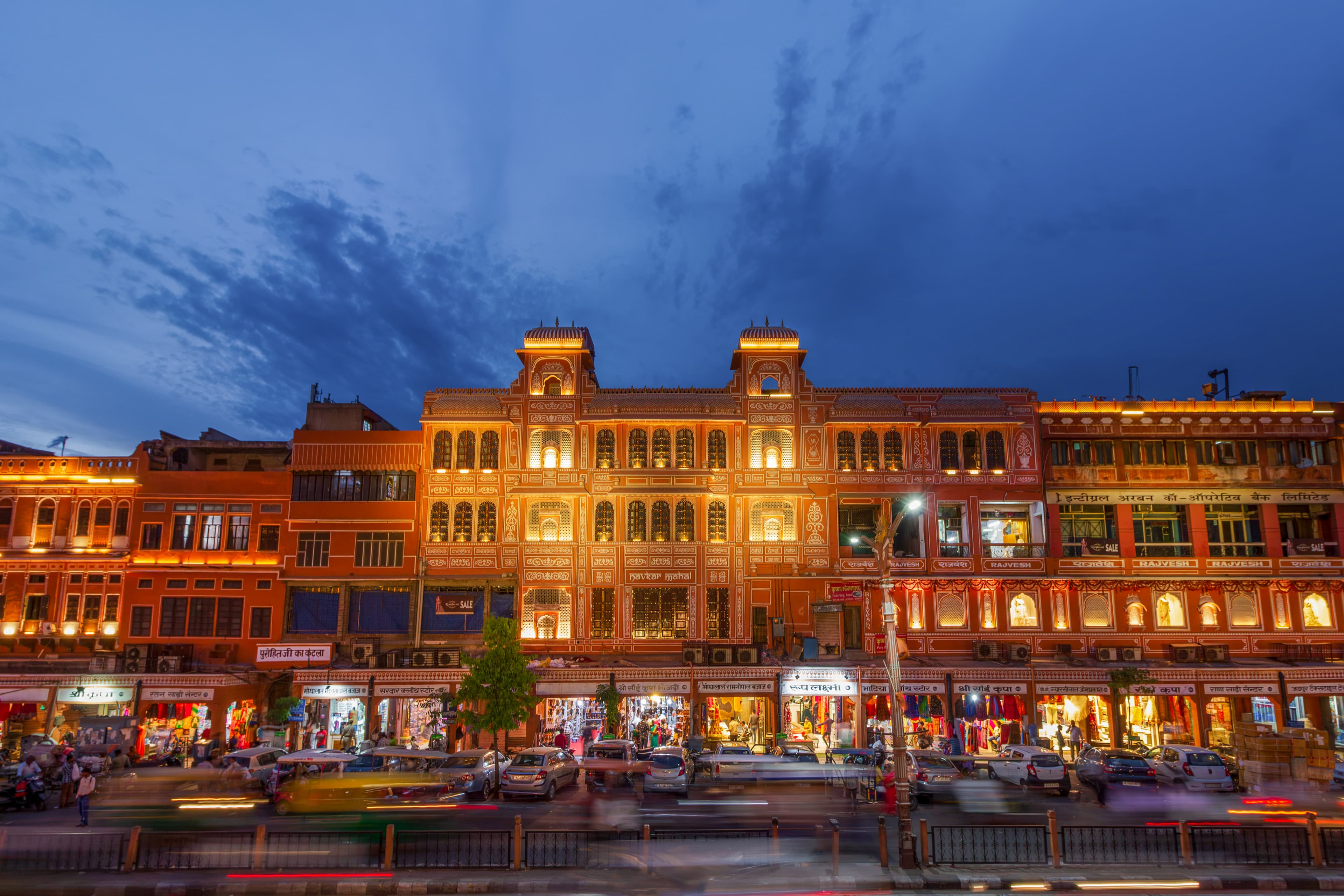 Jaipur Market Glows at Twilight