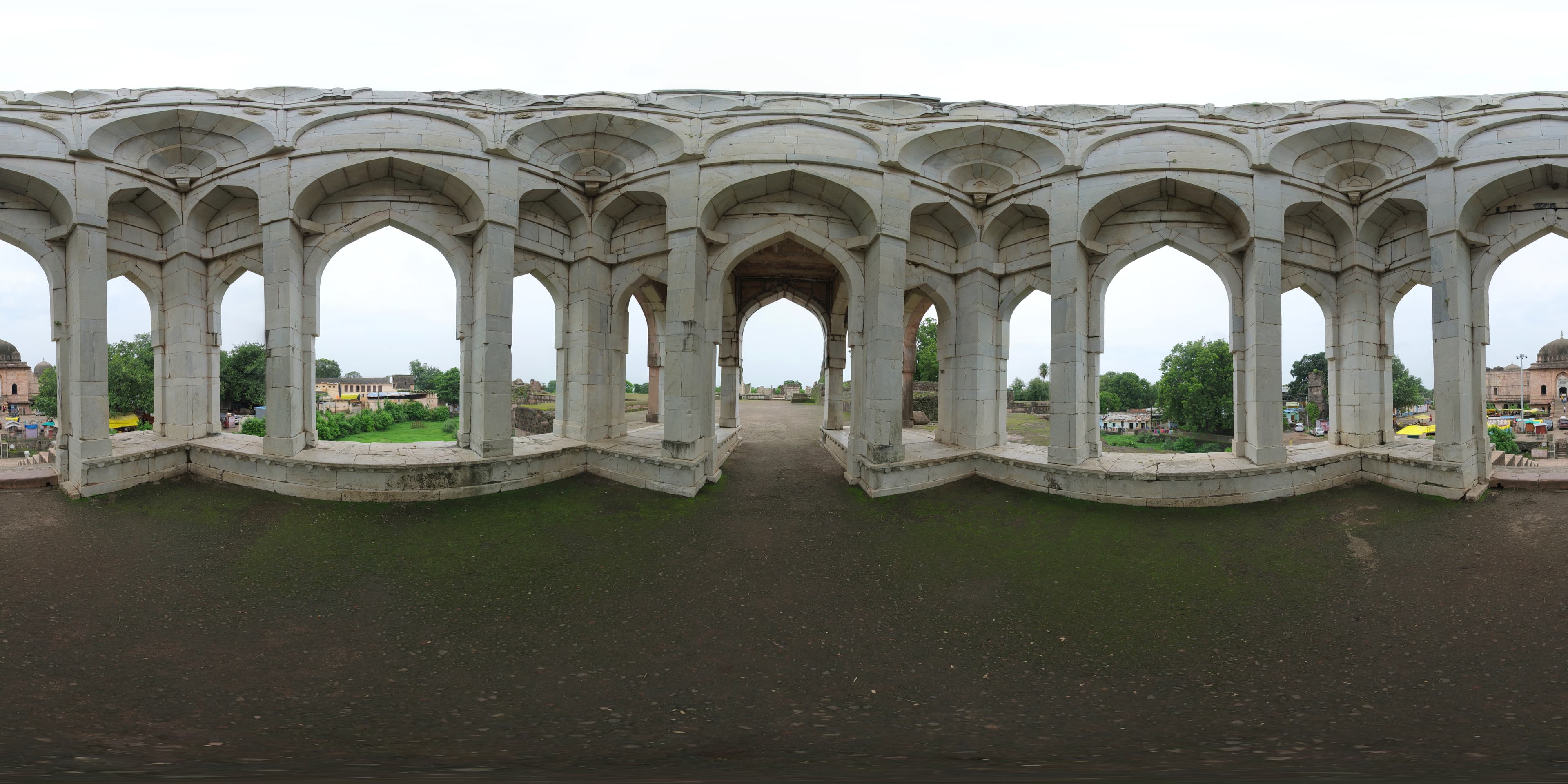 The Central Spine of Ashrafi Mahal